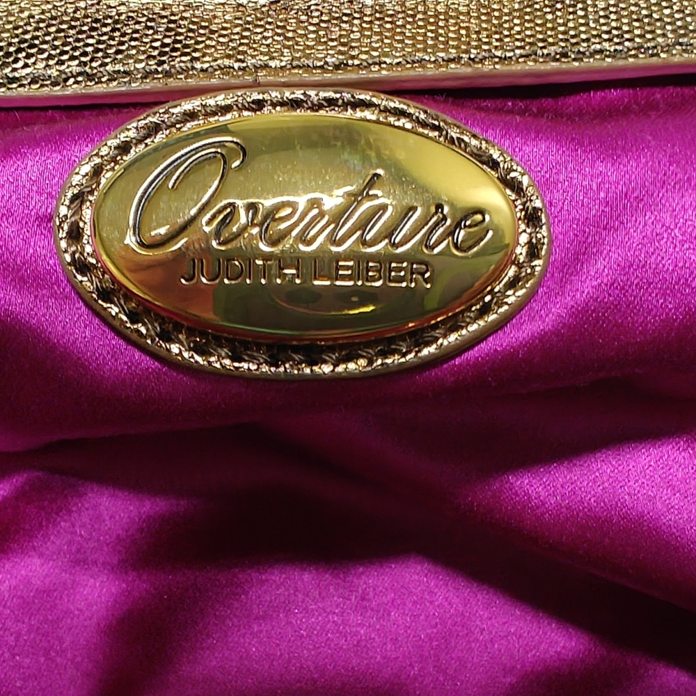 Handbag - Picture 9 of 10